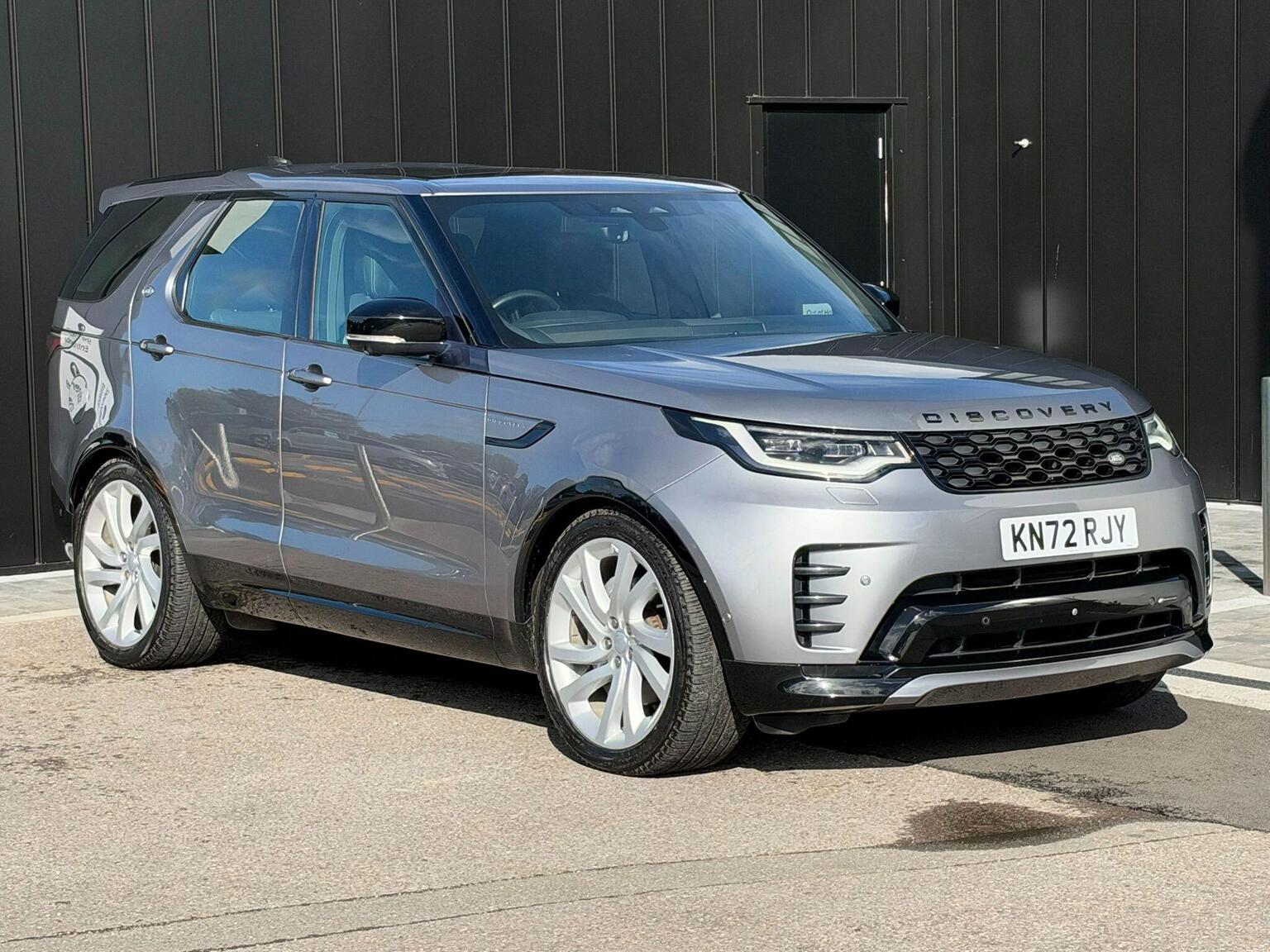 Photo of Land Rover